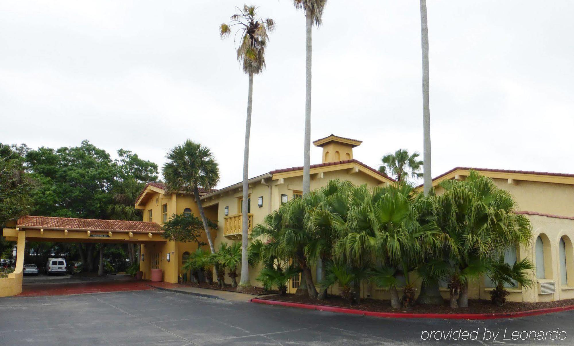Red Roof Inn Tampa Bay - St. Petersburg Ngoại thất bức ảnh